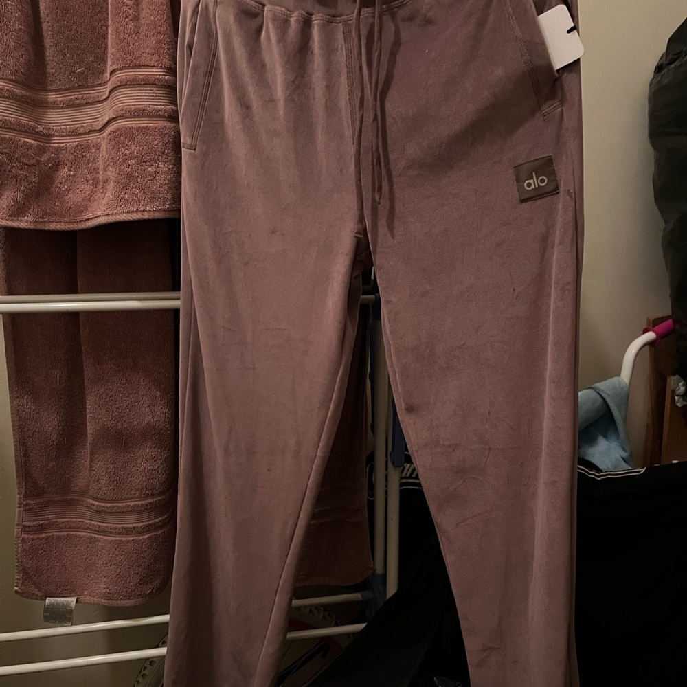 ALO Yoga Women brown